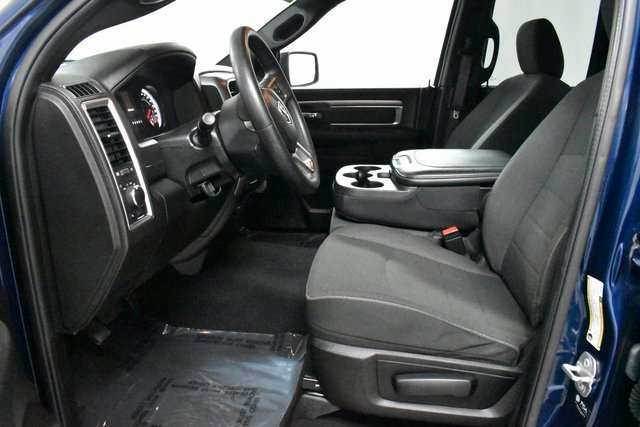 2021 Ram 1500 Classic Warlock photo 8