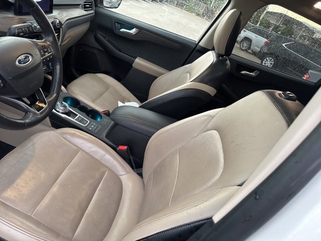 2020 Ford Escape Titanium photo 10