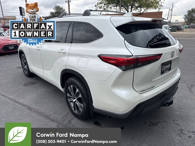 2020 Toyota Highlander XLE photo 7