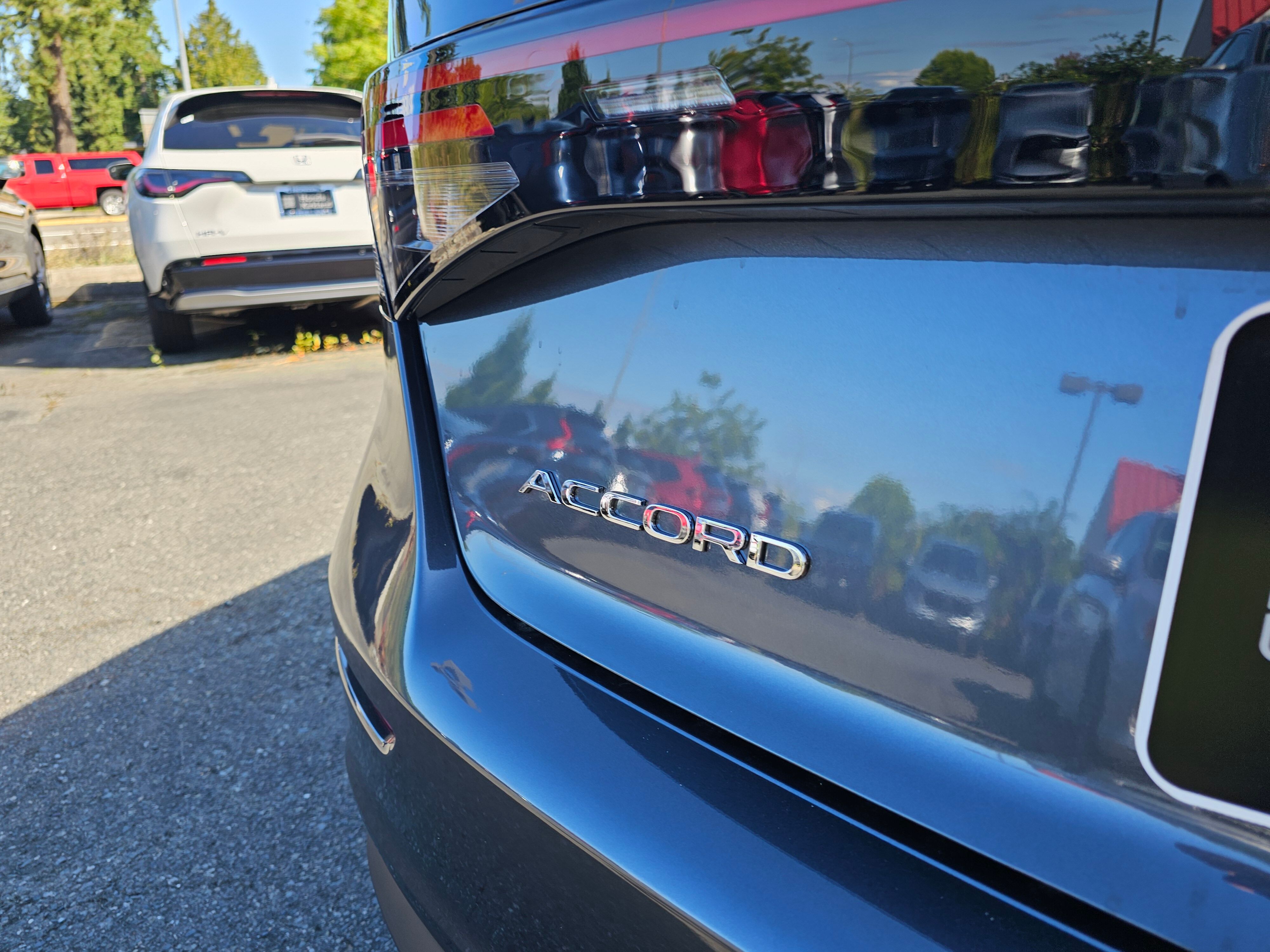 2025 Honda Accord LX photo 3