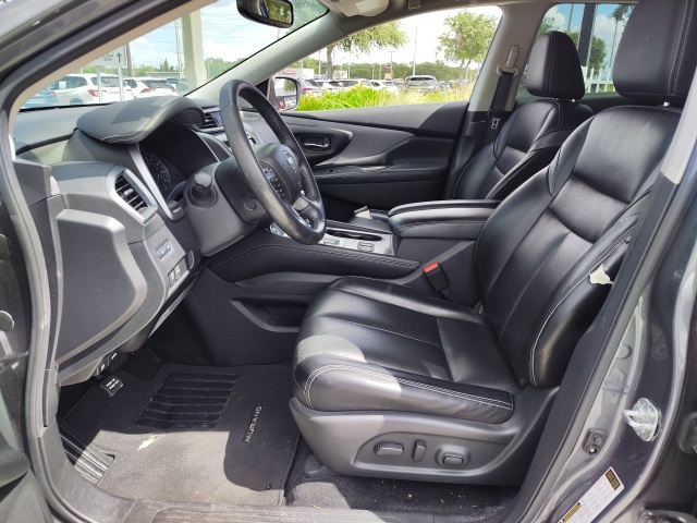 2019 Nissan Murano SL photo 2