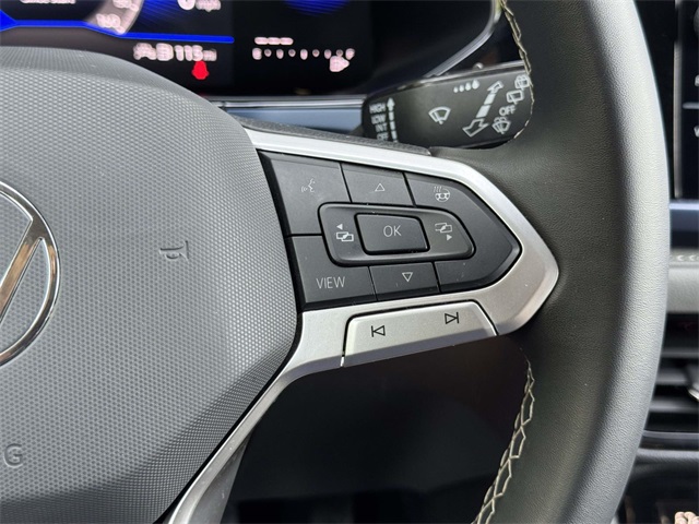 2024 Volkswagen Taos SE photo 22