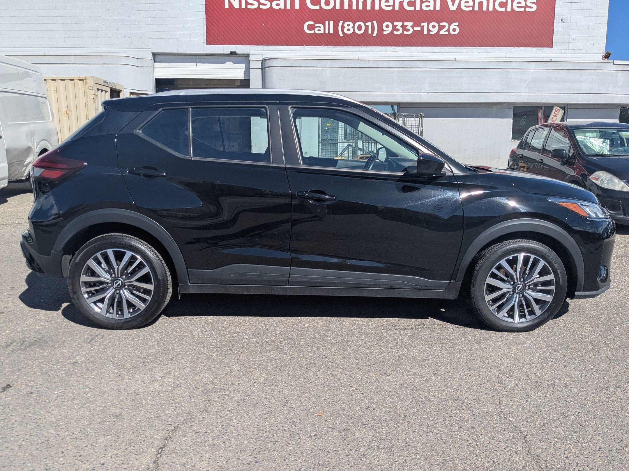 2024 Nissan Kicks SV photo 2
