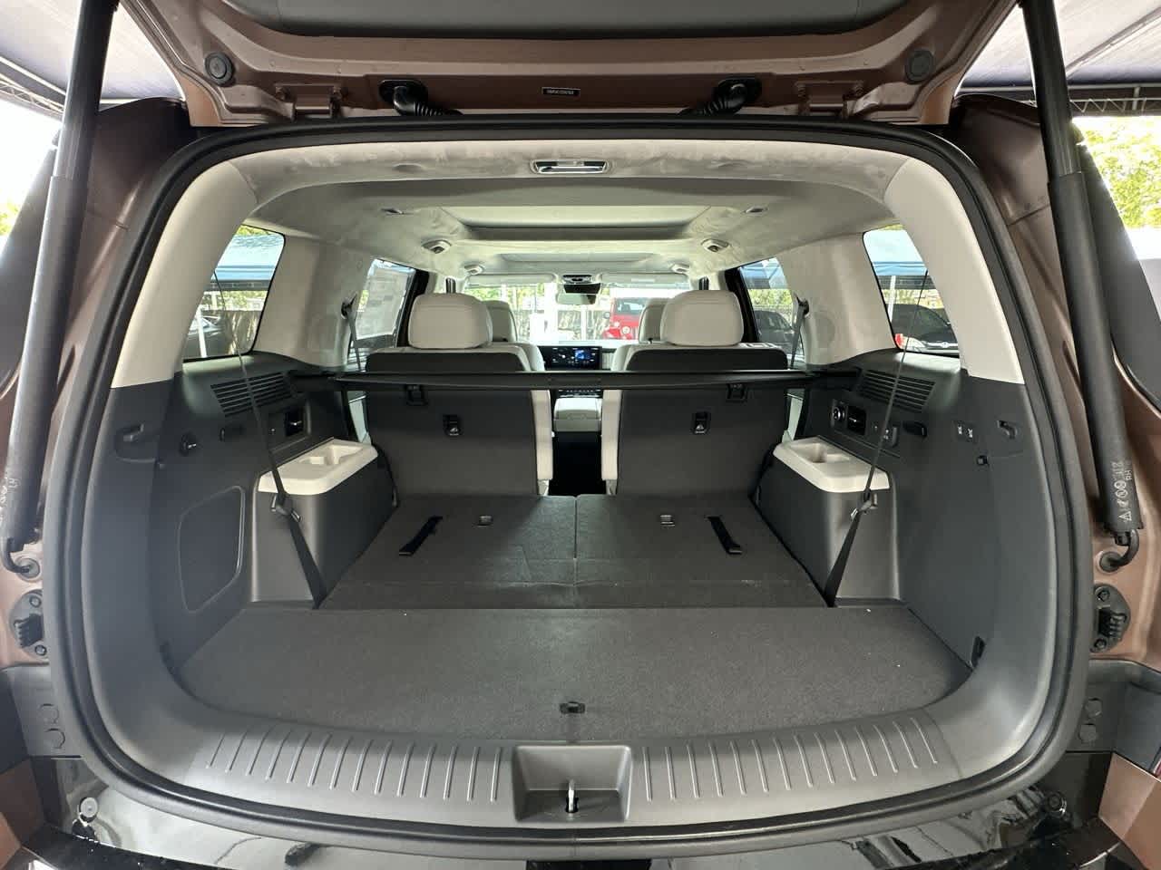 2025 Hyundai Santa Fe Calligraphy photo 21