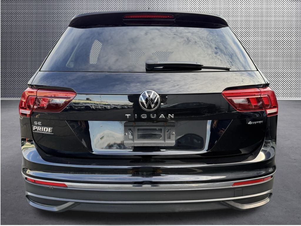 2022 Volkswagen Tiguan SE photo 4