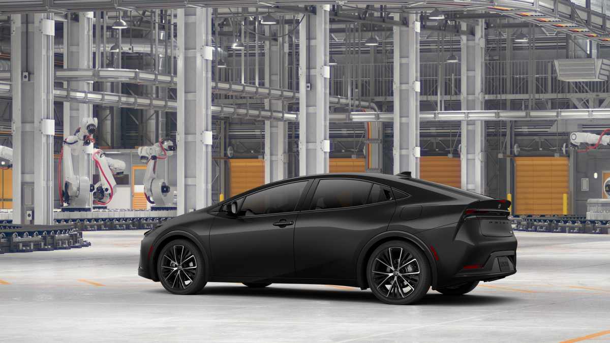 2026 Toyota Prius XLE photo 4