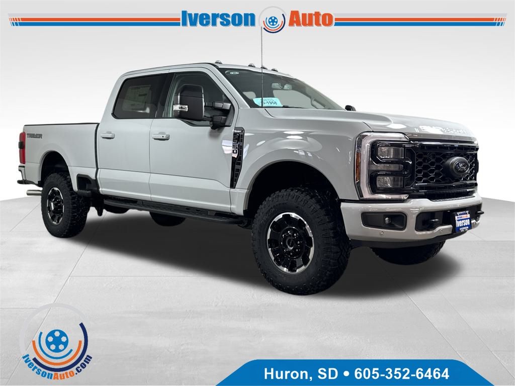 2026 Ford F-350 Super Duty Lariat's photo