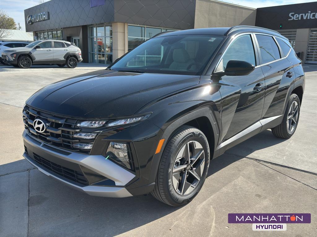 2026 Hyundai Tucson Blue SE's photo