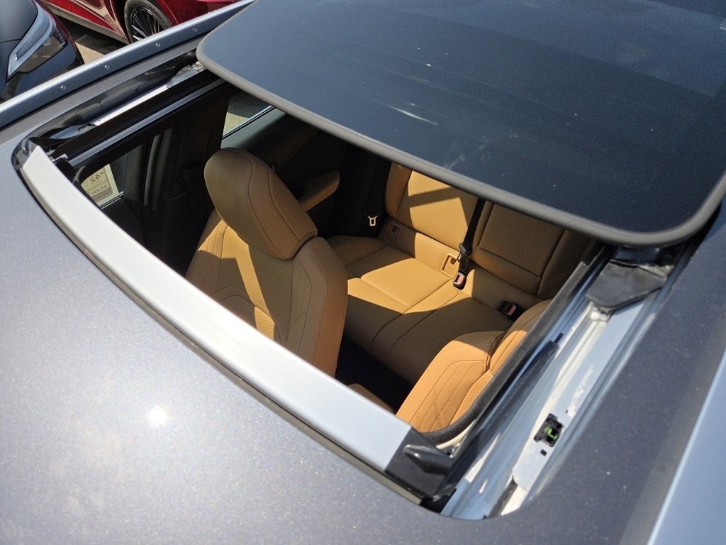 2025 Lexus UX Premium photo 7