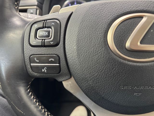 2019 Lexus IS 300 photo 22