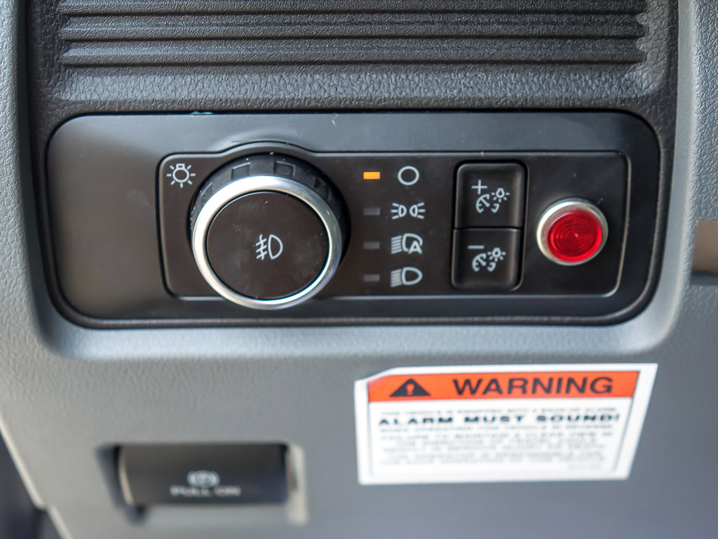 2025 FORD F-450 - Image 22