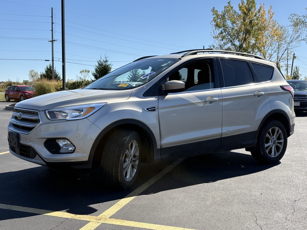 2018 Ford Escape SE photo 3