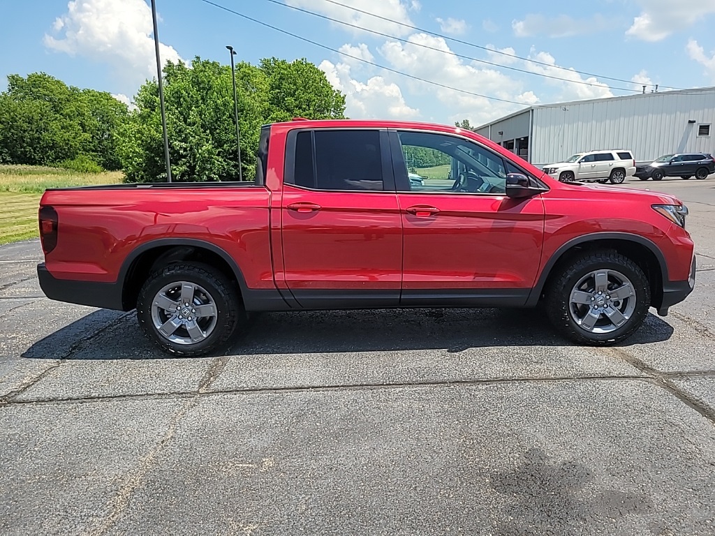 2025 Honda Ridgeline TrailSport photo 4