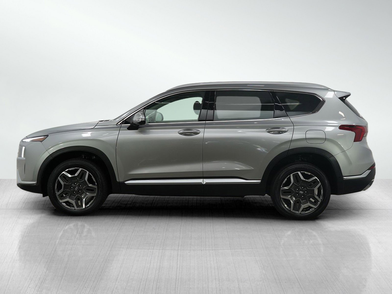 Used 2023 Hyundai Santa Fe Limited with VIN 5NMS4DAL7PH561044 for sale in Minneapolis, Minnesota