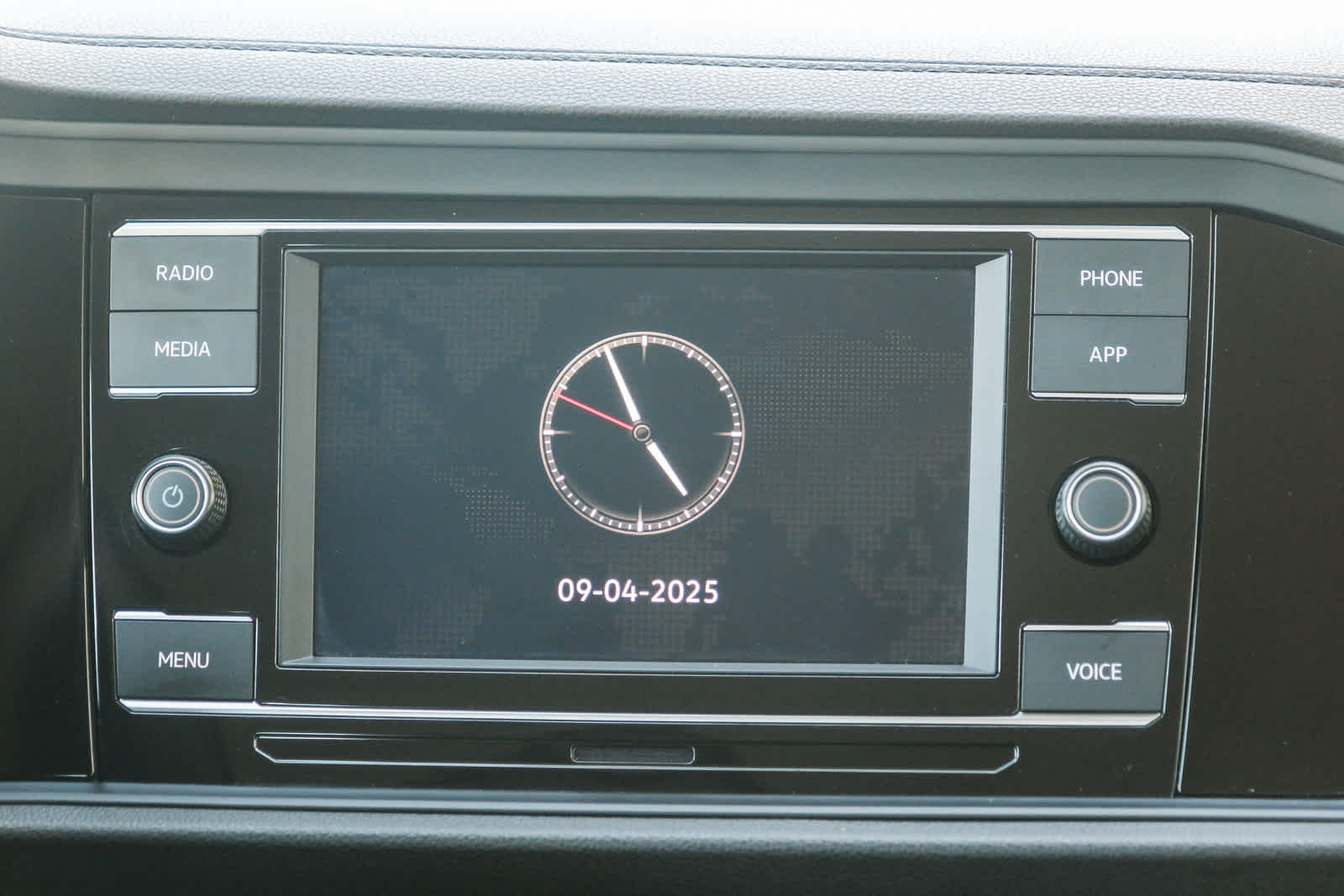 2024 Volkswagen Jetta SE photo 14