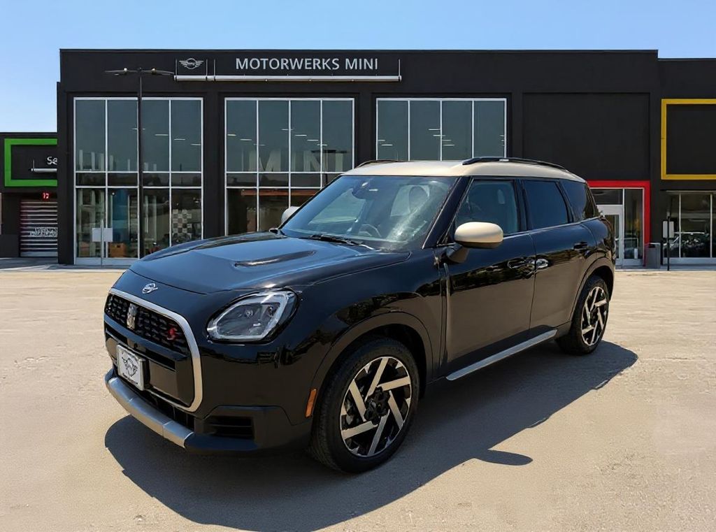 2026 MINI Countryman S's photo