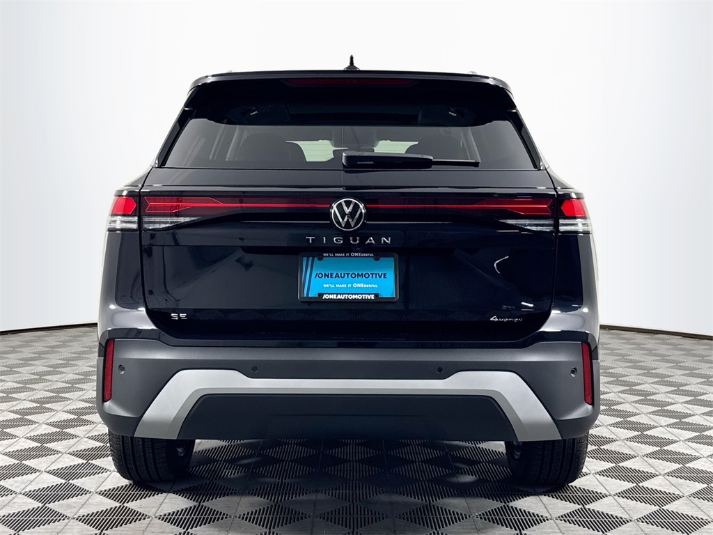 2025 Volkswagen Tiguan SE photo 12