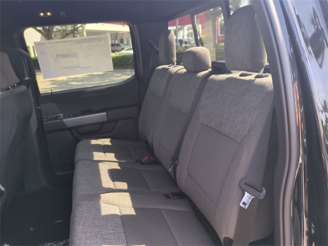 2025 Ford F-150 XLT photo 14