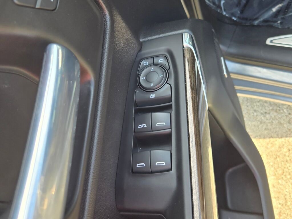 2020 Chevrolet Silverado 1500 RST photo 19