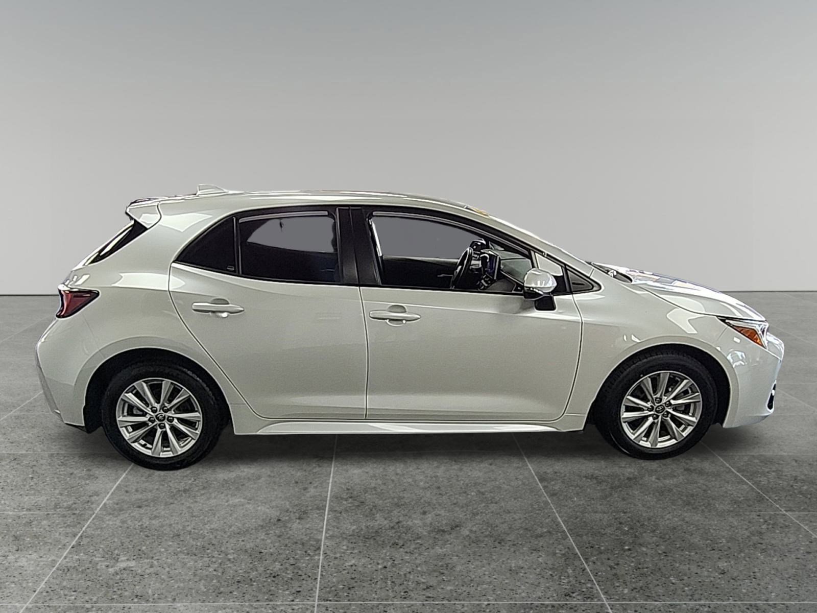 2023 Toyota Corolla SE photo 8
