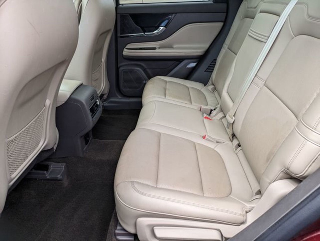 2021 Lincoln Corsair Standard photo 19