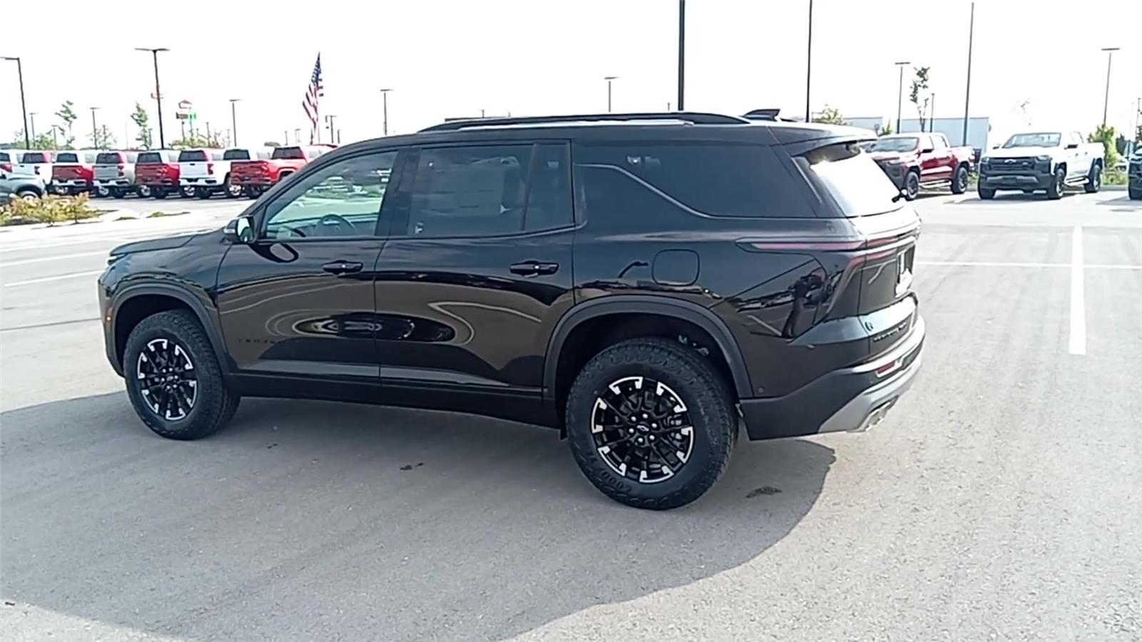 2026 Chevrolet Traverse Z71 photo 4
