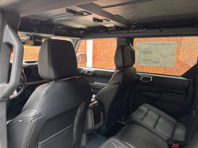 2025 Ford Bronco Outer Banks photo 24