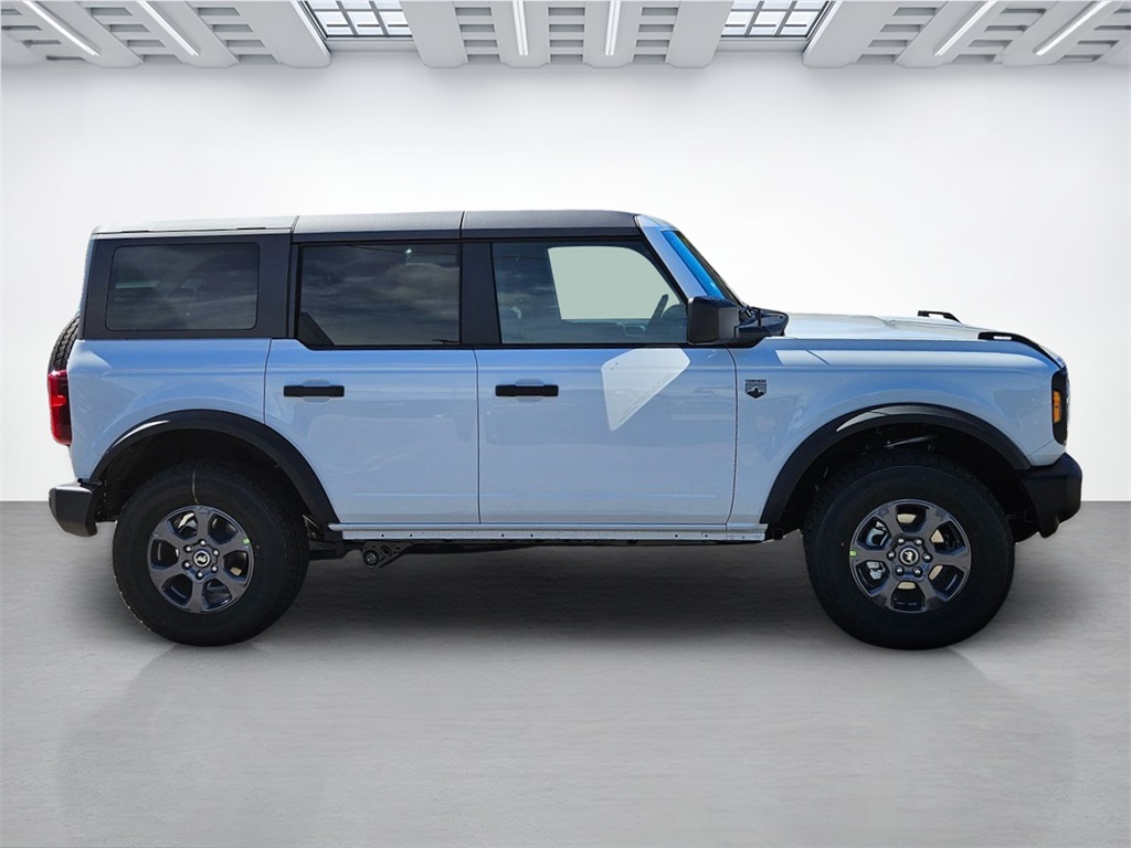 2025 Ford Bronco Big Bend photo 4