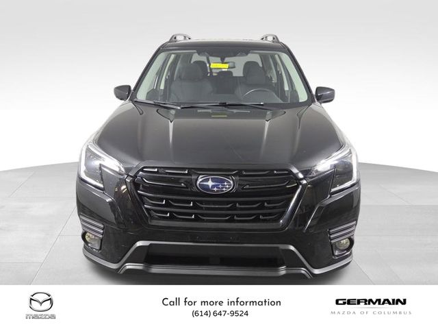 2022 Subaru Forester Premium photo 2
