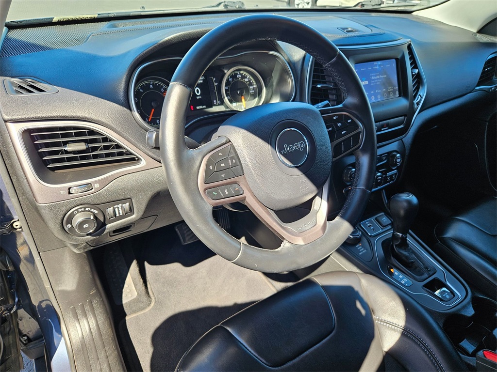 2019 Jeep Cherokee Latitude photo 12
