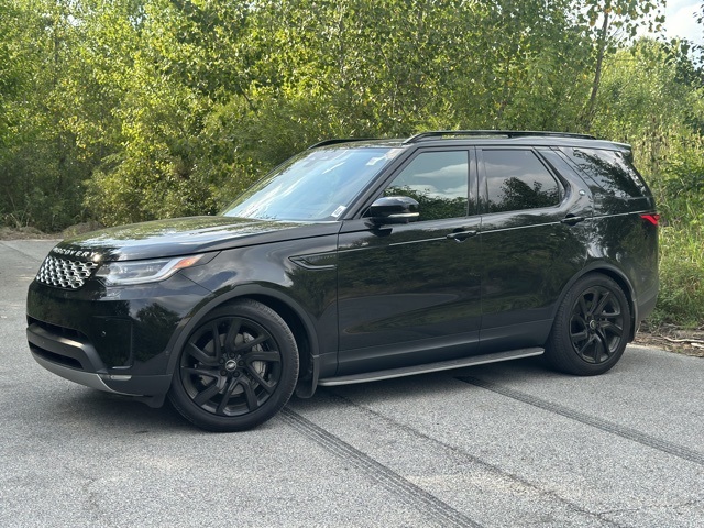 2025 Land Rover Discovery S's photo