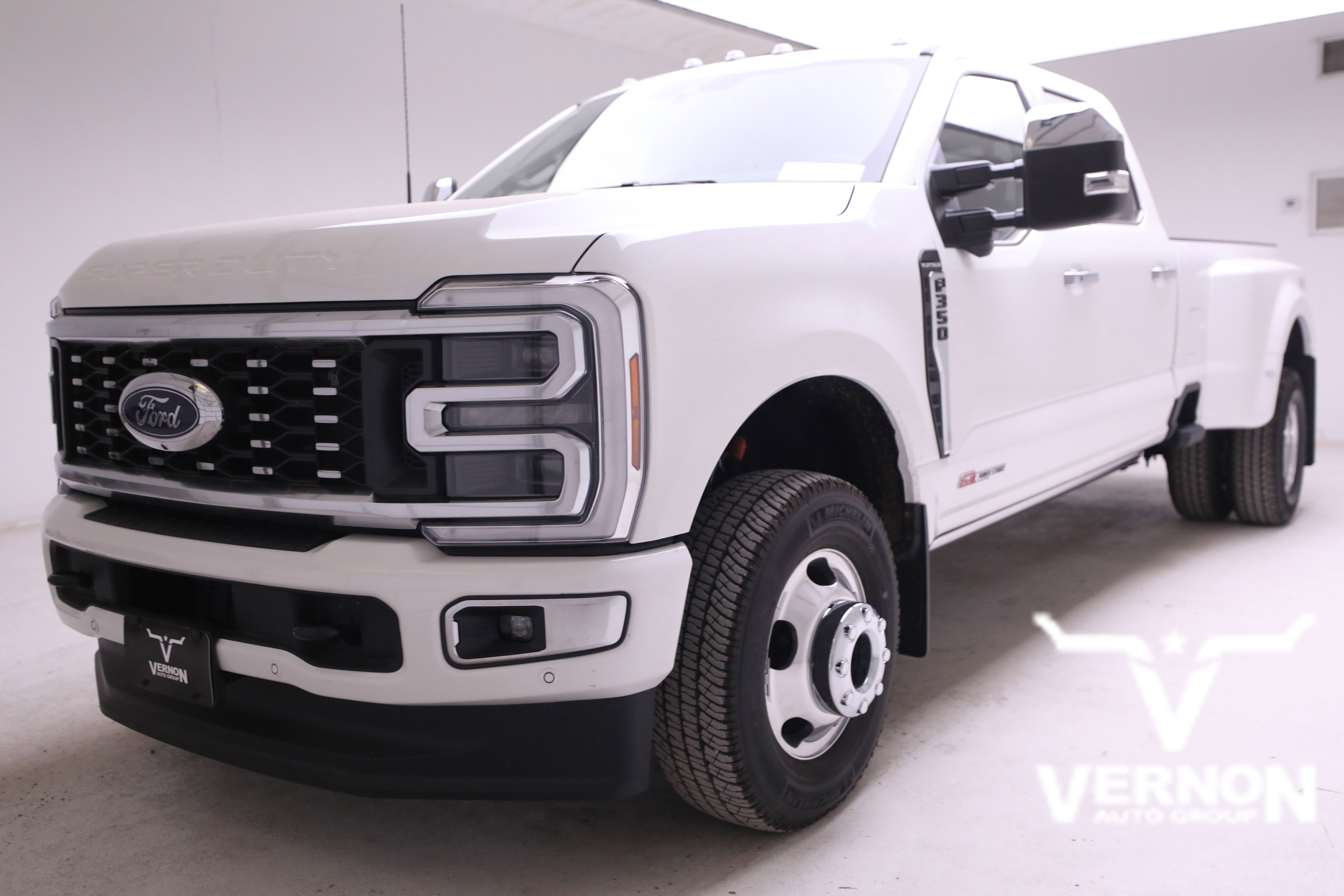 2026 Ford F-350 Super Duty Platinum