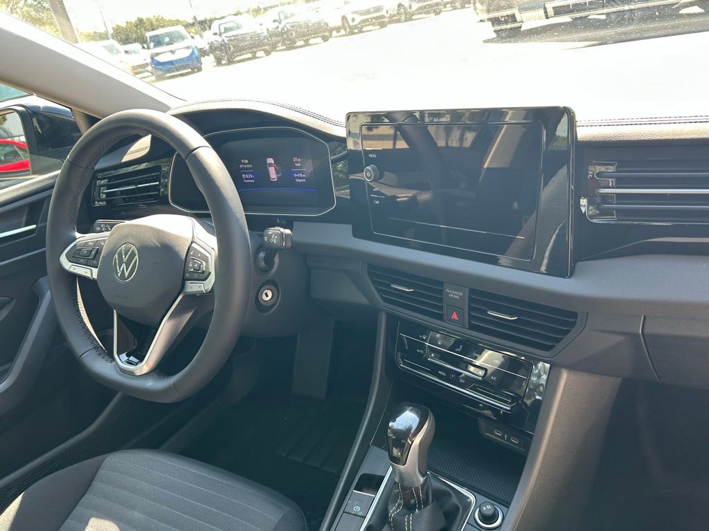 2025 Volkswagen Jetta 1.5T S photo 24
