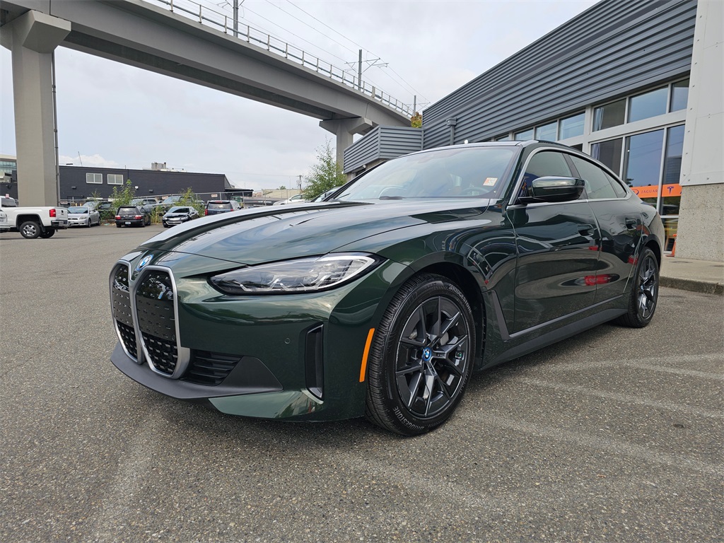 2022 Bmw i4 eDrive40 photo 2
