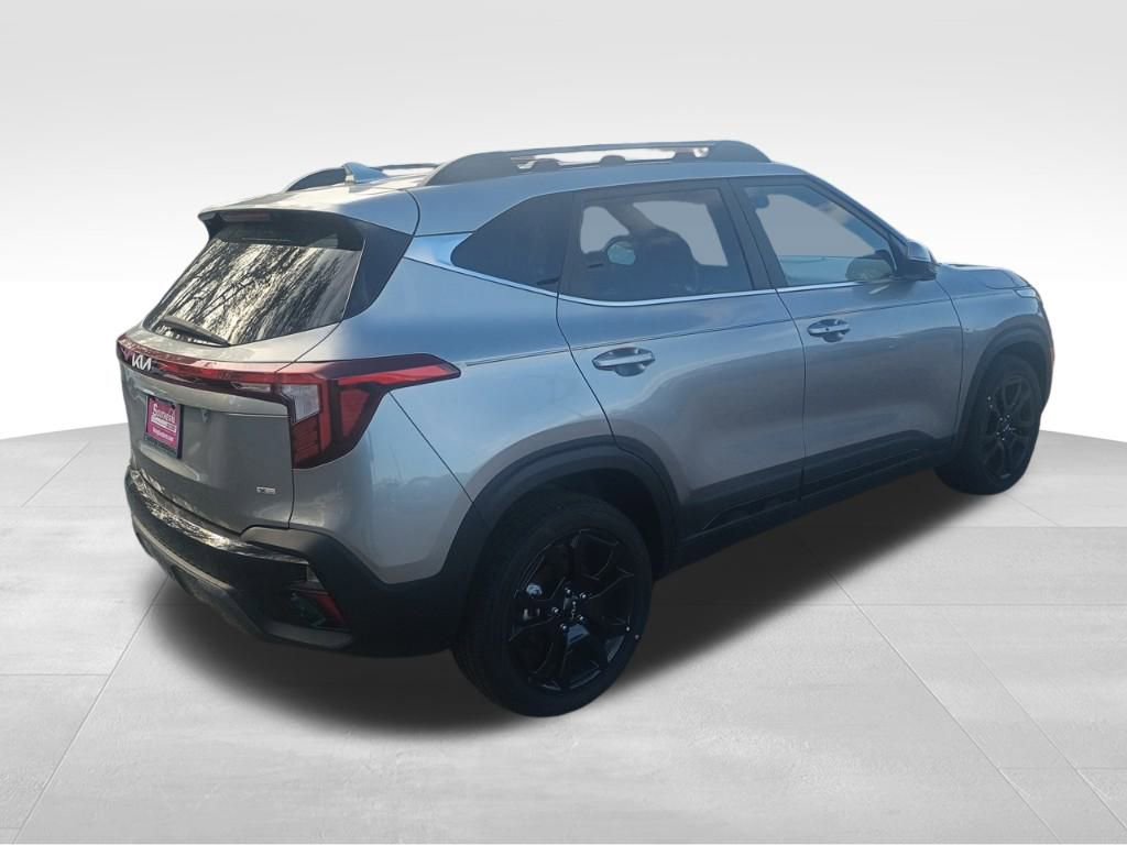 2024 Kia Seltos X-Line photo 4