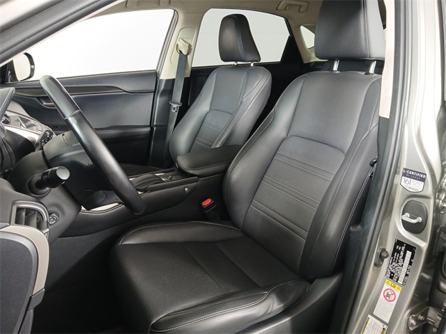 2017 Lexus NX 200t Premium photo 16
