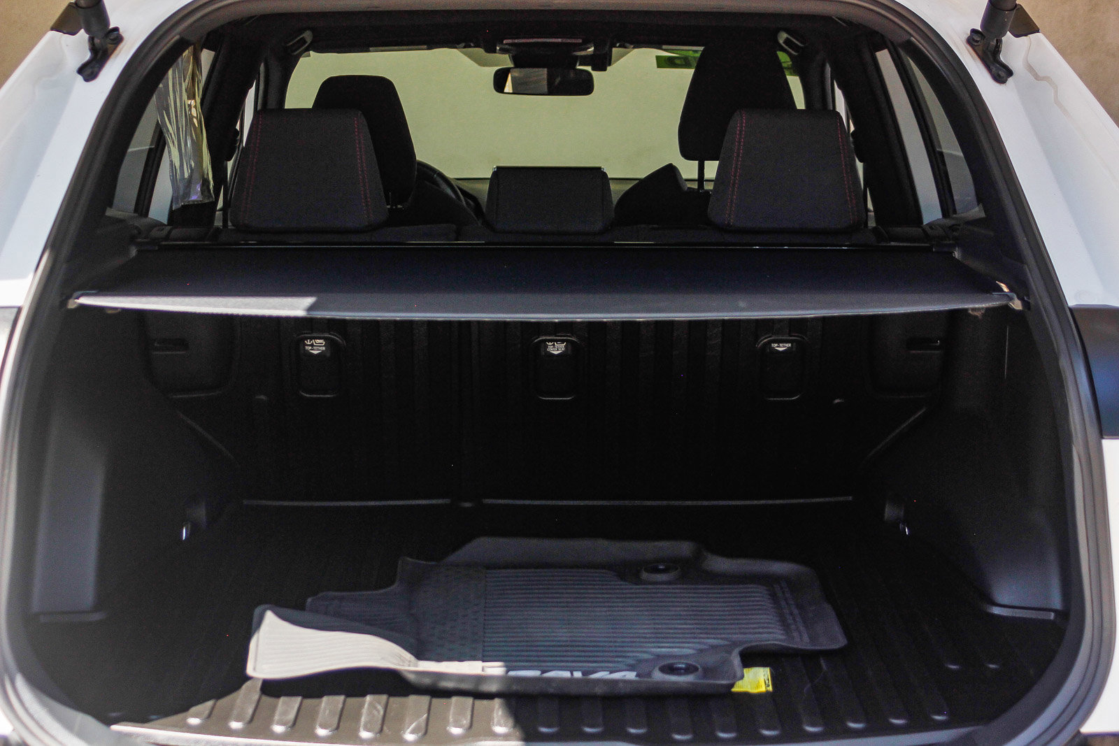 2024 Toyota RAV4 Prime SE photo 25