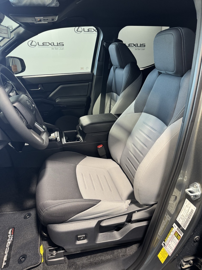 2025 Toyota Tacoma photo 28