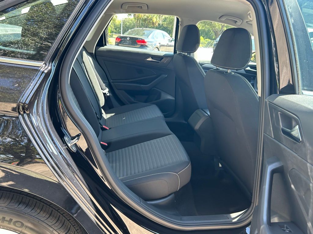 2025 Volkswagen Jetta 1.5T S photo 29