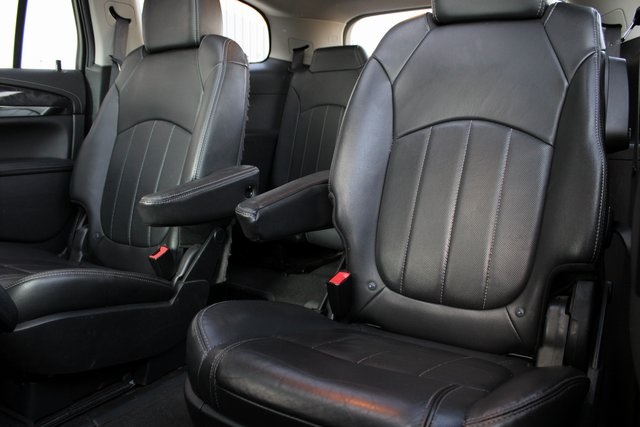 2016 Buick Enclave Premium photo 12