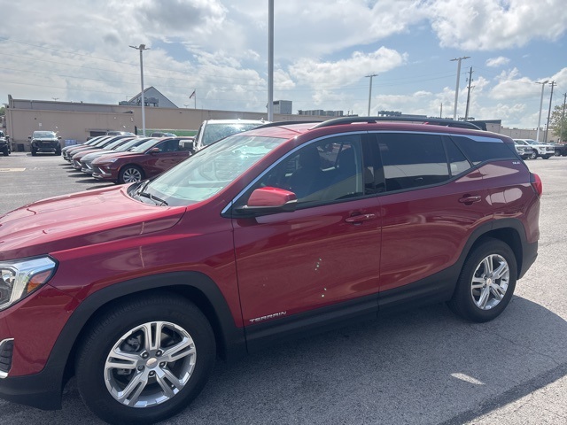 2020 Gmc Terrain SLE photo 3