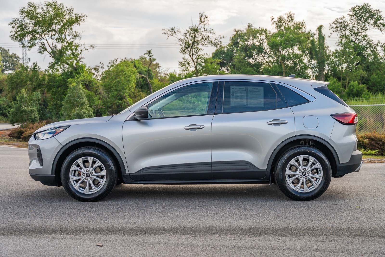 2023 Ford Escape Active photo 3