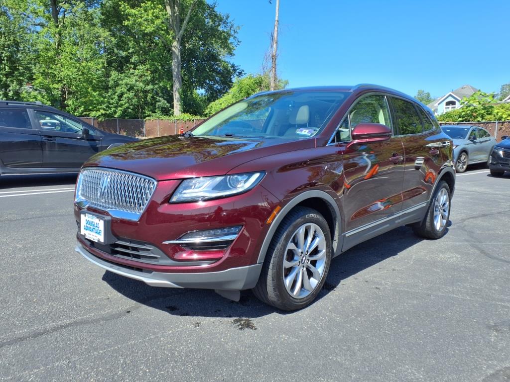 Used 2019 Lincoln MKC Select with VIN 5LMCJ2D91KUL38073 for sale in Summit, NJ