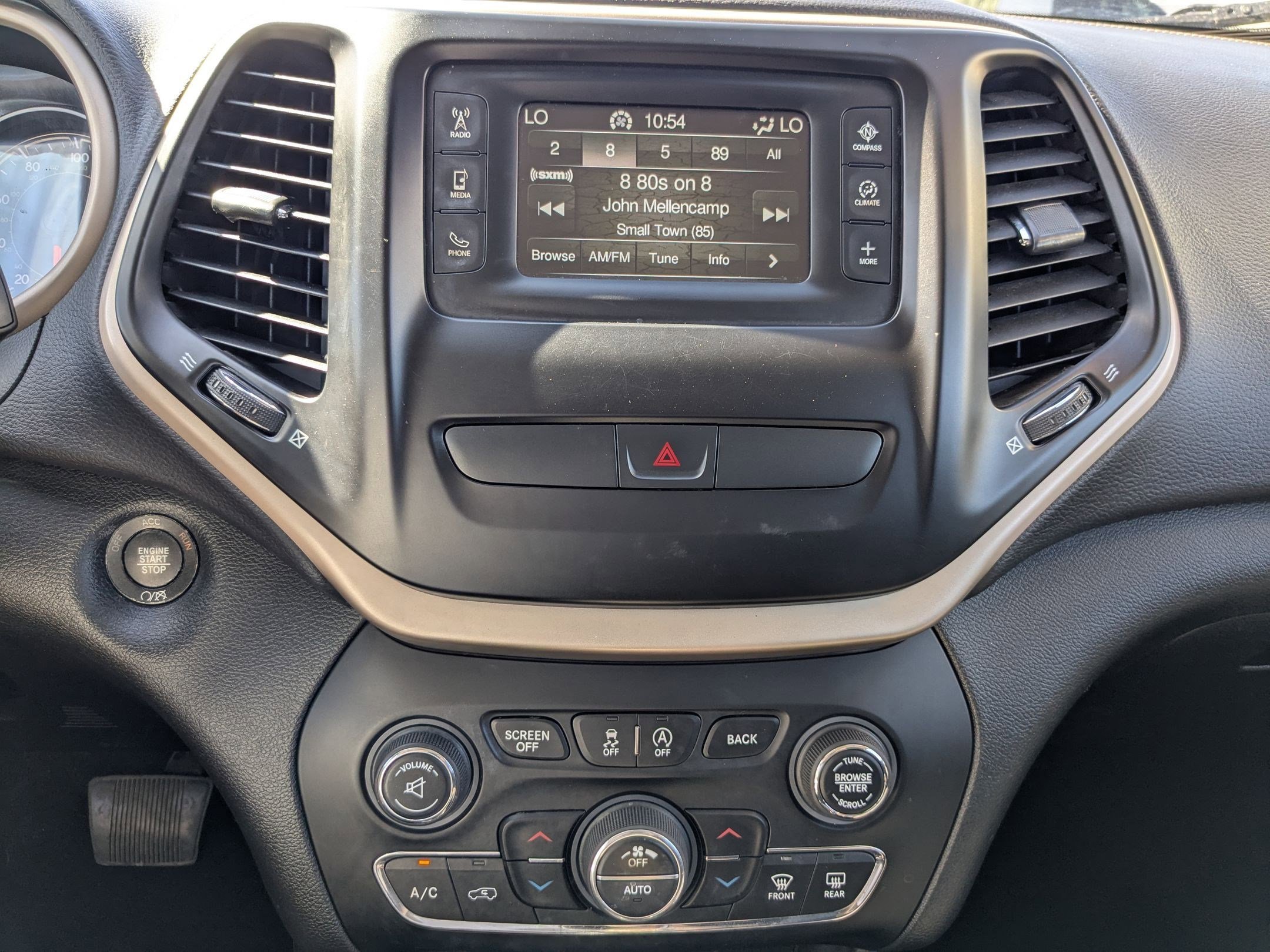 2017 Jeep Cherokee Latitude photo 15