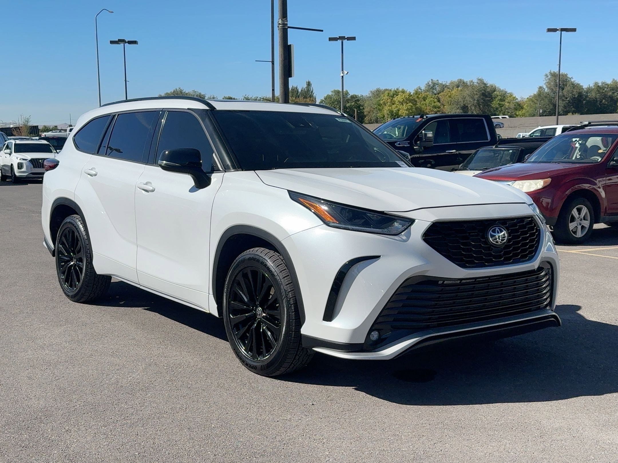 2023 Toyota Highlander XSE photo 7