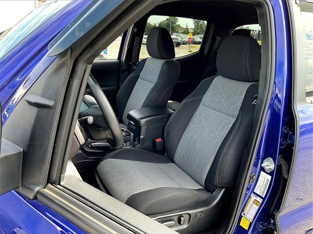 2023 Toyota Tacoma SR photo 10