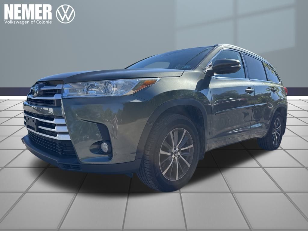 2017 Toyota Highlander XLE