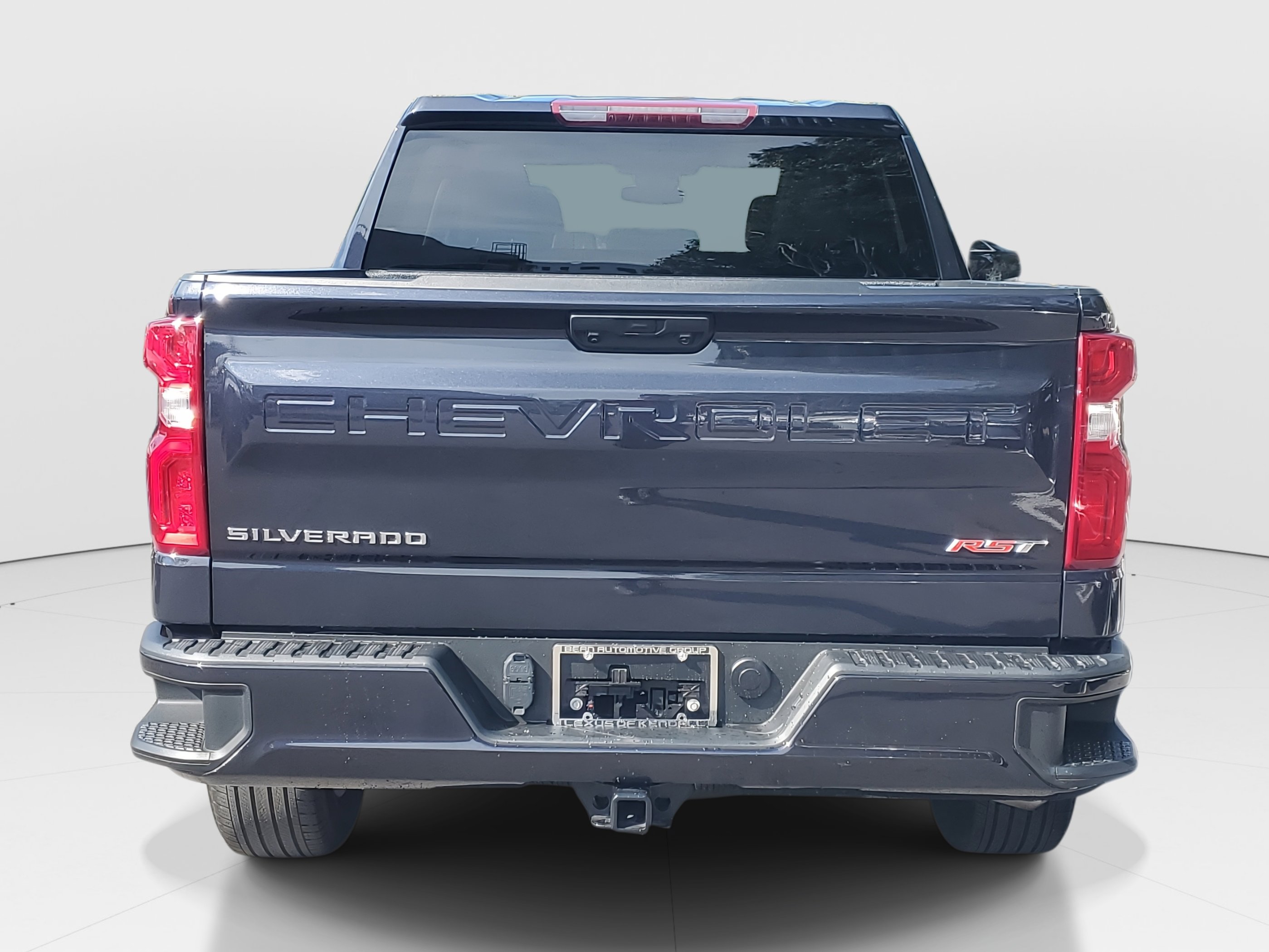 2023 Chevrolet Silverado 1500 RST photo 3