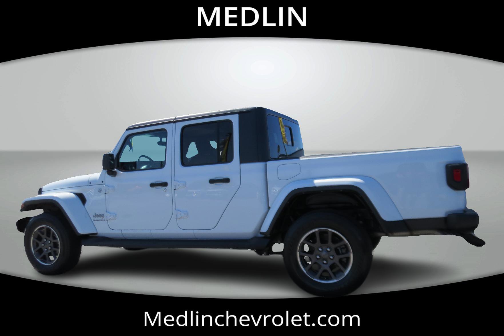 2023 Jeep Gladiator Overland photo 6