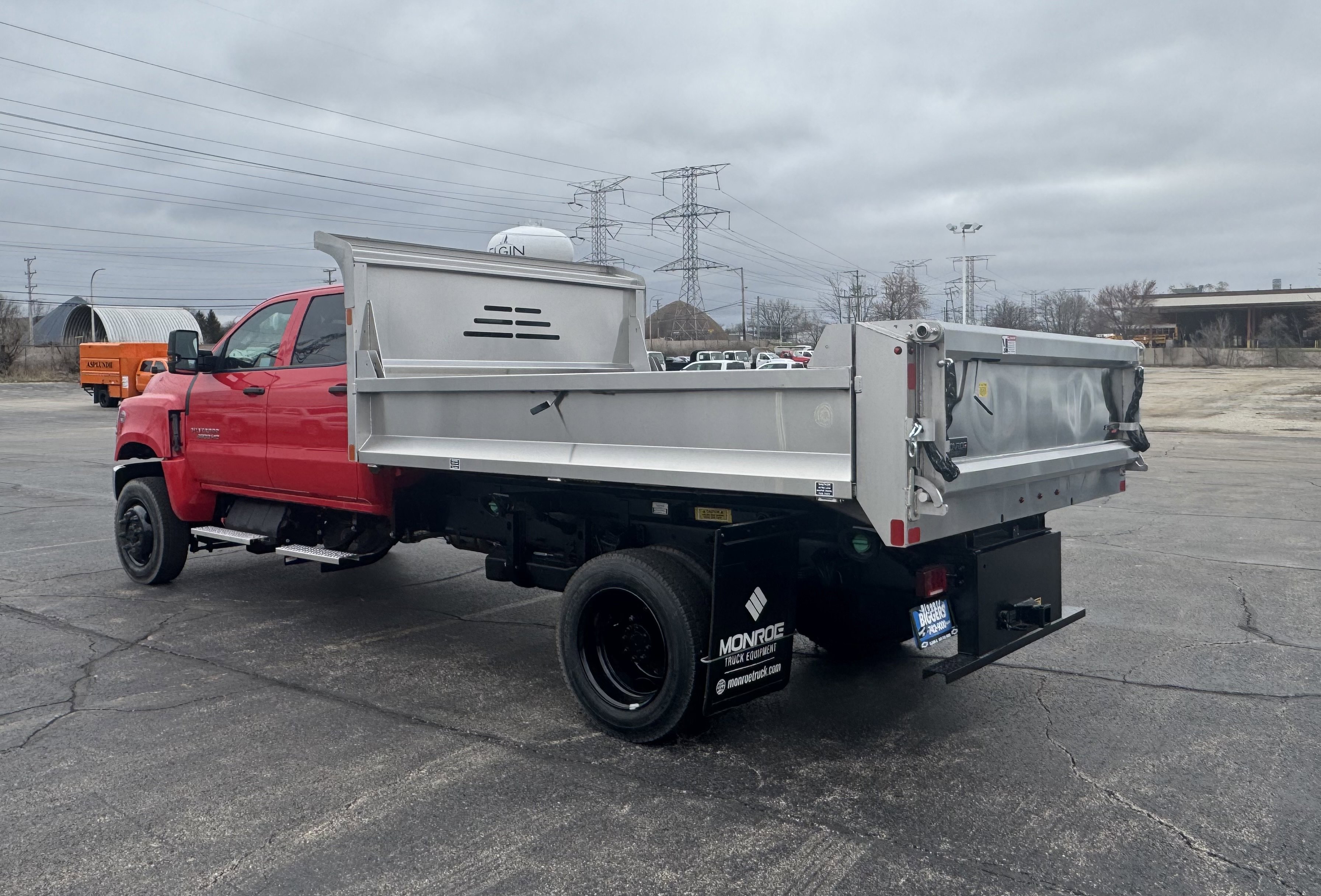 2024 Chevrolet Silverado 4500HD Work Truck photo 4